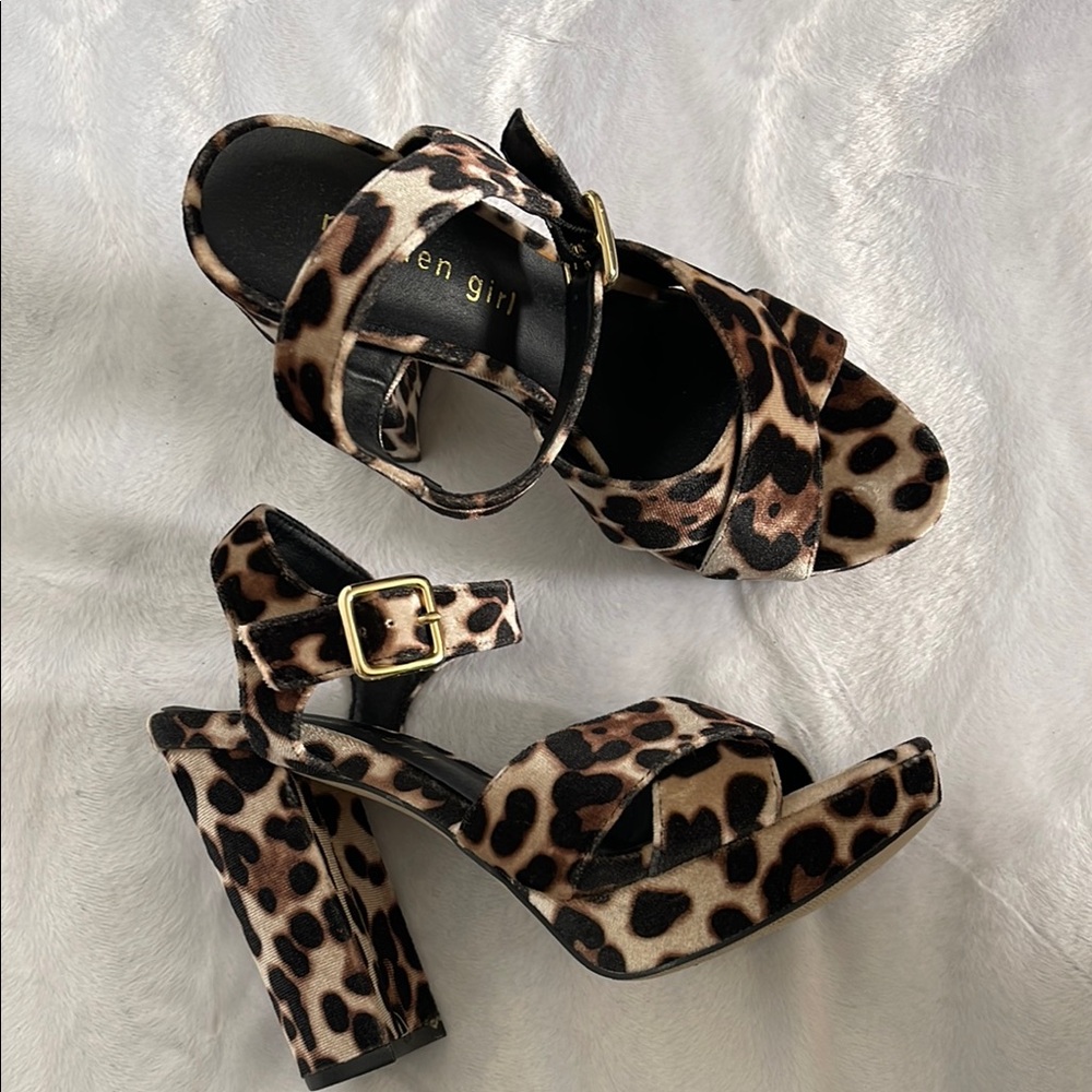animal print block platform heel size 7